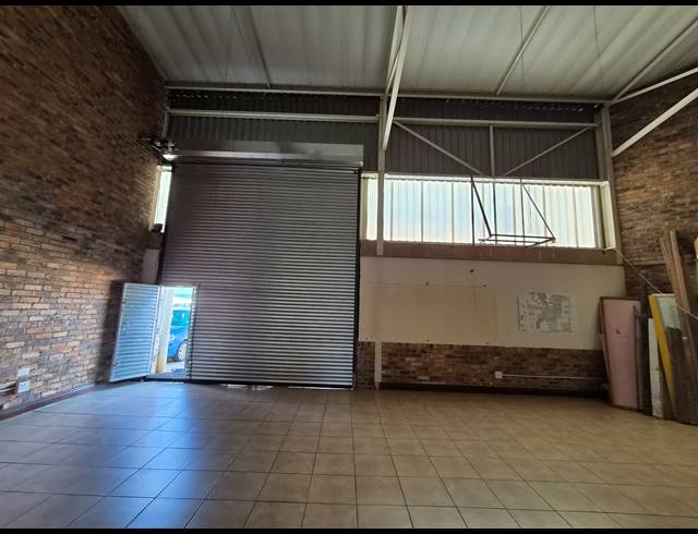 642M² WAREHOUSE TO LET IN RANDJESPARK